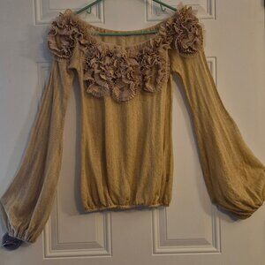 Unique Sweater.No size or brand label.See Description for sizing.Lantern sleeves